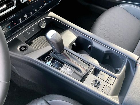 New 2026 Nissan Sentra SR w/ SR Premium Package FWD image 7