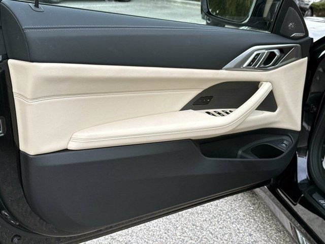 Used 2026 BMW M440i Convertible RWD image 11