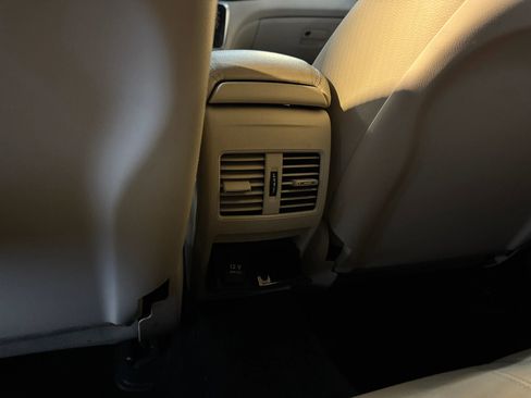 Used 2015 Mercedes-Benz CLA 250 4MATIC image 25