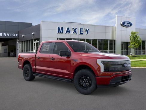 New 2025 Ford F150 Lightning XLT image 7