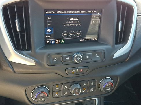 Used 2023 GMC Terrain SLE w/ Driver Convenience Package AWD/4WD image 15