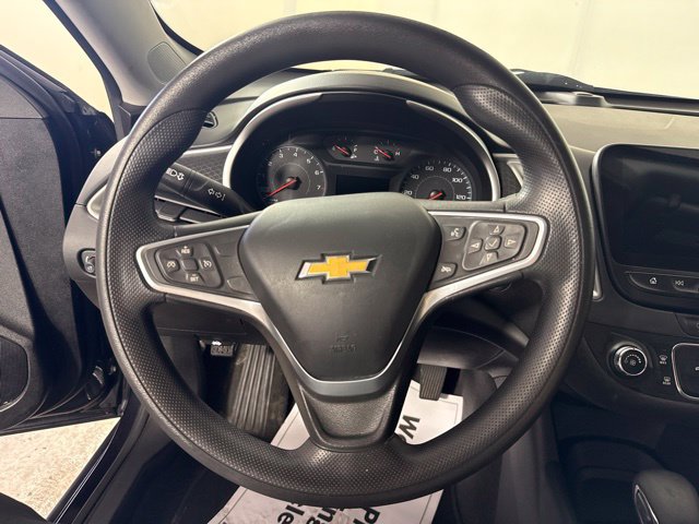 Used 2022 Chevrolet Malibu LS FWD image 18