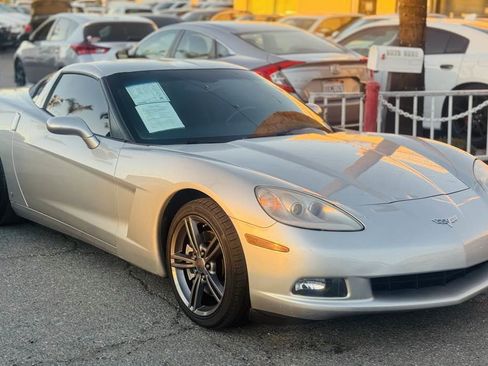 Used 2008 Chevrolet Corvette Coupe w/ Preferred Equipment Group image 3