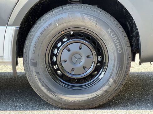 New 2025 Mercedes-Benz Sprinter 2500 image 10