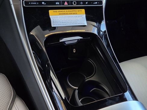 New 2026 Mercedes-Benz GLC 300 image 12