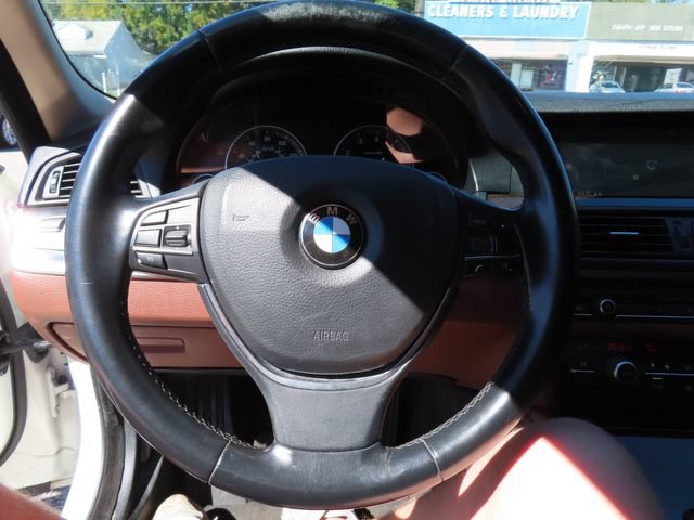 Used 2015 BMW 528i Sedan RWD image 21