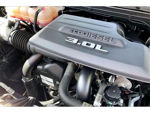 Used 2022 RAM 1500 Limited AWD/4WD image 35