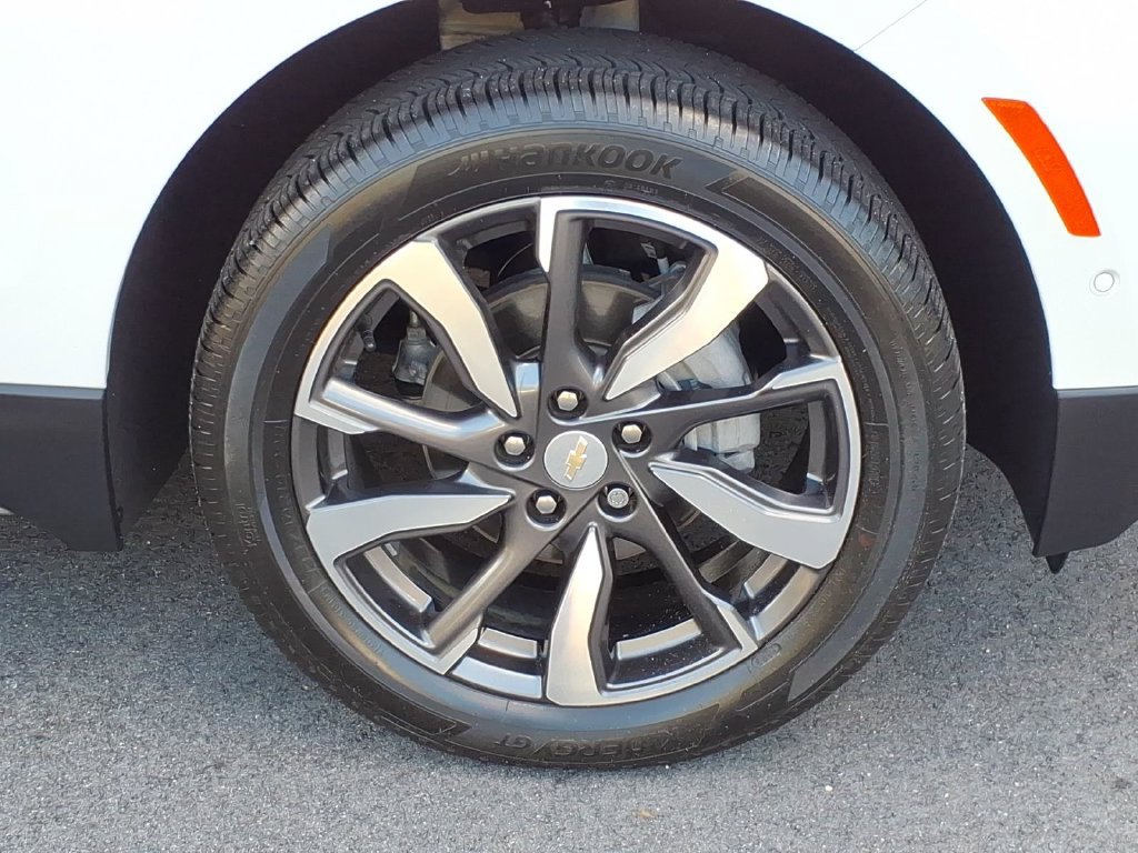 Used 2024 Chevrolet Equinox Premier AWD/4WD image 4