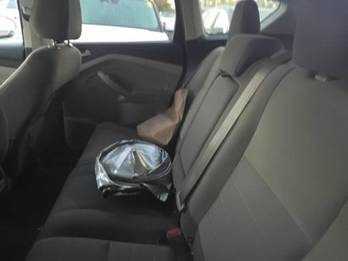 Used 2016 Ford Escape SE image 7