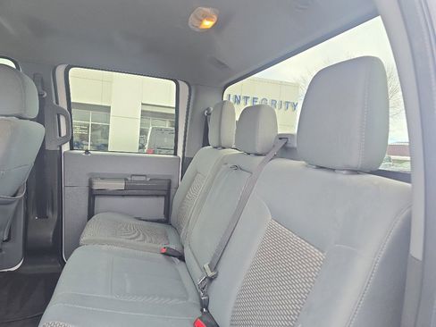 Used 2012 Ford F250 XLT w/ XLT Interior Pkg image 16