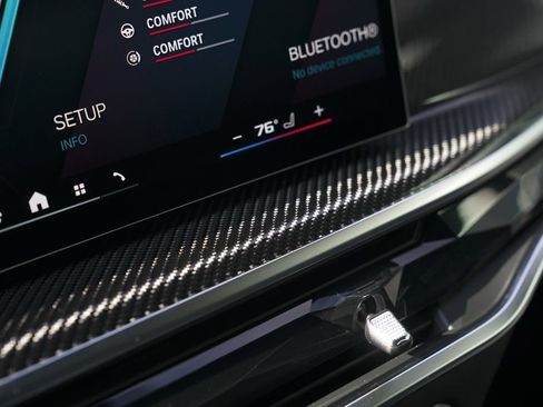 Used 2026 BMW X5 M Competition w/ Executive Package image 84