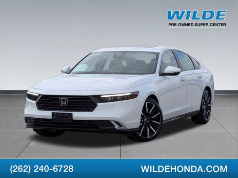 Certified 2023 Honda Accord Touring image 1