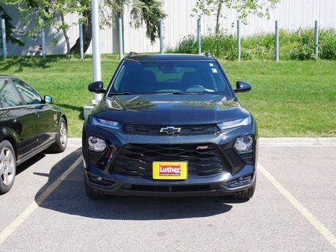 Used 2022 Chevrolet TrailBlazer RS w/ Technology Package AWD/4WD image 2