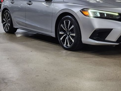Used 2022 Honda Civic EX-L image 16