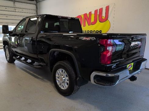 New 2026 Chevrolet Silverado 3500 LT AWD/4WD image 2