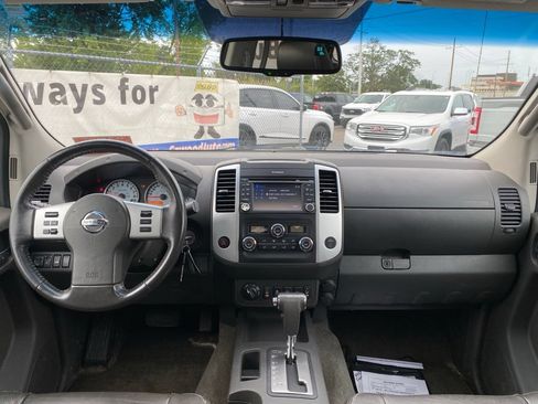 Used 2013 Nissan Frontier PRO-4X AWD/4WD image 19