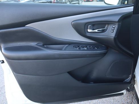 Certified 2024 Nissan Murano SL image 18