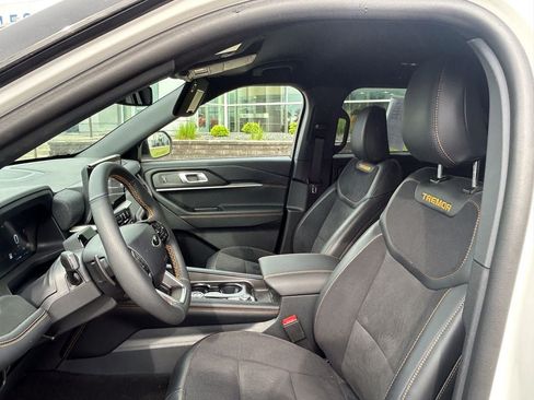 Used 2026 Ford Explorer Tremor w/ Tremor Convenience Package AWD/4WD image 10
