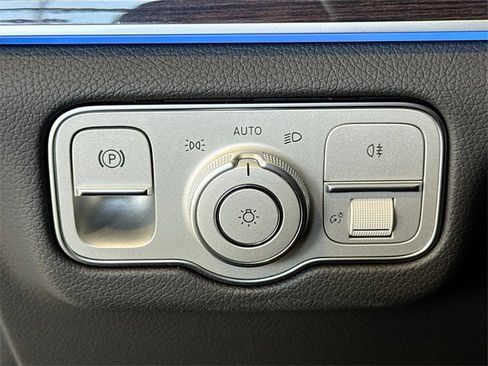 Certified 2025 Mercedes-Benz GLE 350 GLE 350 image 10