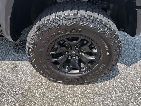Used 2025 RAM 1500 RHO AWD/4WD image 40