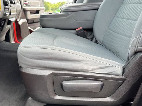 Used 2020 RAM 1500 Classic SLT AWD/4WD image 26