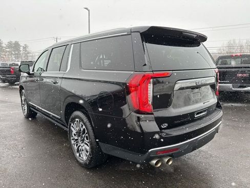 Used 2023 GMC Yukon XL Denali Ultimate image 3