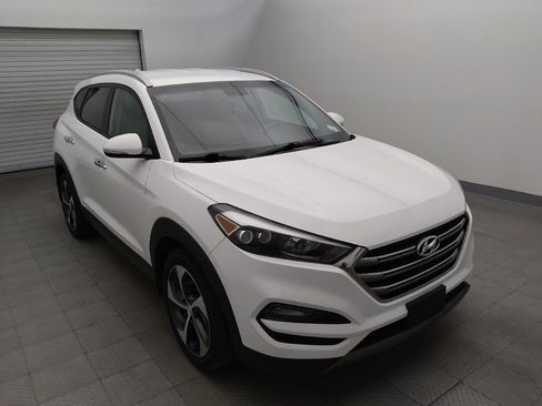 Used 2016 Hyundai Tucson Limited FWD image 13