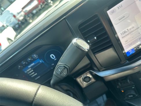 New 2026 Ford F350 Lariat w/ Chrome Package image 24