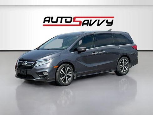 Used 2019 Honda Odyssey Elite image 3