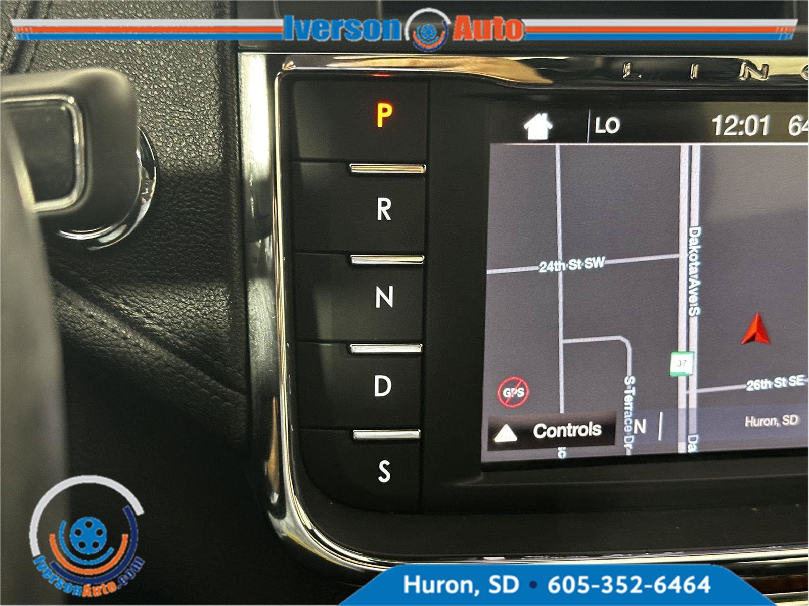 Used 2019 Lincoln Continental Select w/ Continental Climate Package AWD/4WD image 22