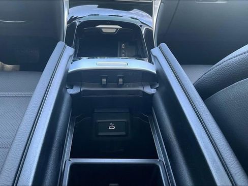 Certified 2025 Mercedes-Benz GLC 350e 350e image 19