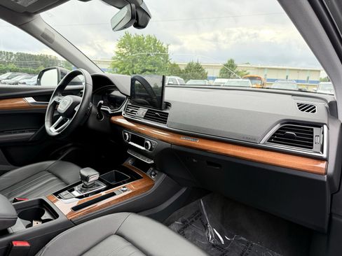 Used 2023 Audi Q5 2.0T Premium Plus w/ Premium Plus Package AWD/4WD image 30
