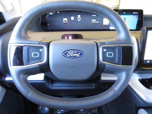 Certified 2025 Ford Expedition Max Active AWD/4WD image 14