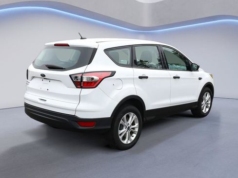 Used 2017 Ford Escape S FWD image 8