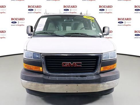 Used 2018 GMC Savana 2500 w/ Driver Convenience Package RWD image 3