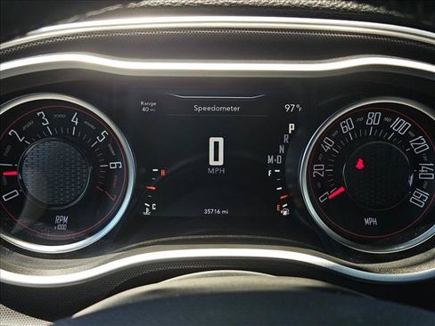 Used 2018 Dodge Challenger SXT Plus RWD image 11