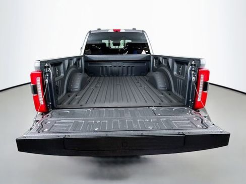 New 2026 Ford F350 Lariat w/ Black Appearance Package image 28
