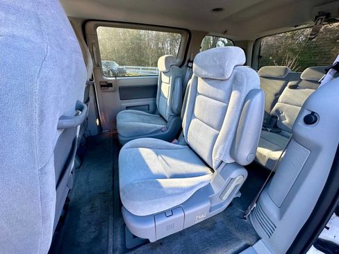 Used 2005 Ford Freestar SES image 12