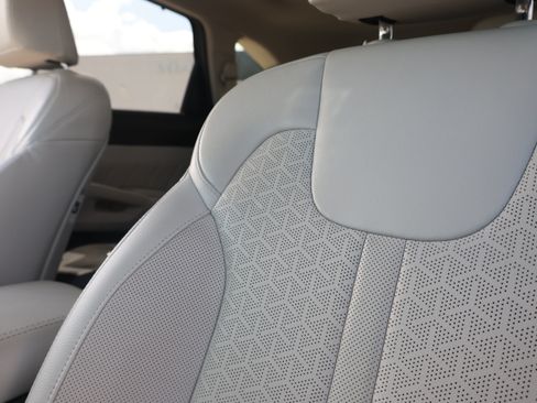 Used 2023 Kia Sorento SX Prestige w/ Panoramic Sunroof Package AWD/4WD image 22