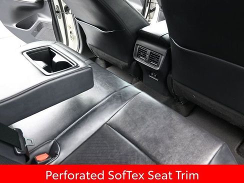 Certified 2021 Toyota Venza XLE image 17