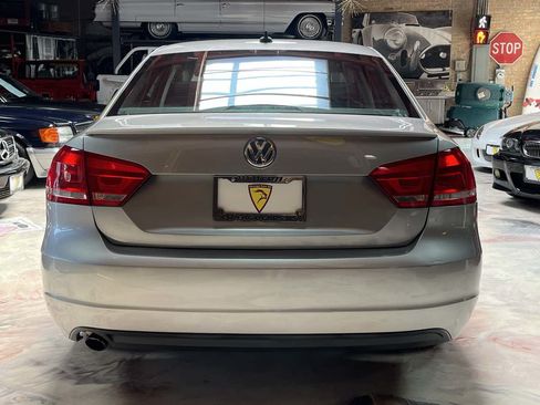 Used 2013 Volkswagen Passat 2.5 SE FWD image 6