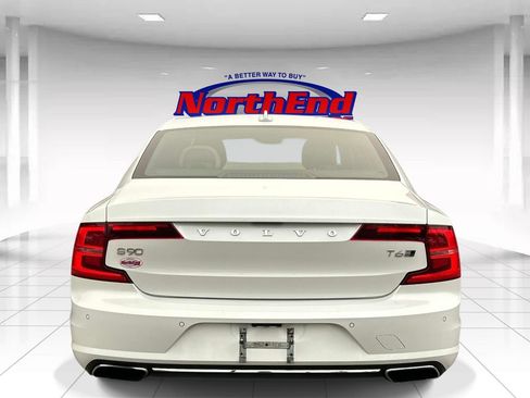 Used 2017 Volvo S90 T6 Inscription w/ Vision Package AWD/4WD image 4