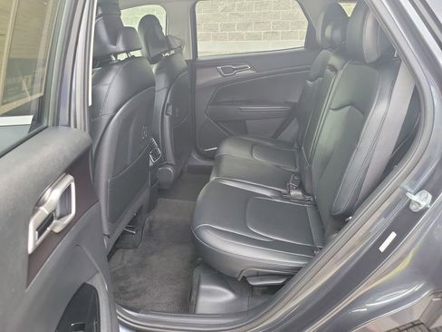 Used 2023 Kia Sportage EX FWD image 12