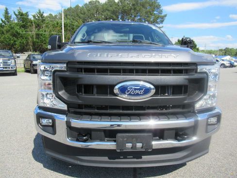 Used 2022 Ford F350 XL w/ Power Equipment Group AWD/4WD image 2