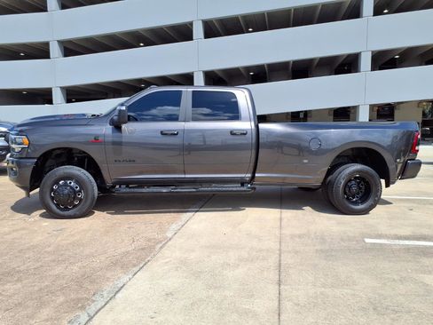 Used 2024 RAM 3500 Laramie w/ Night Edition AWD/4WD image 24
