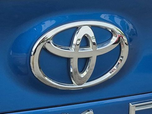 Used 2018 Toyota Camry XSE w/ Driver Assist Package FWD image 12