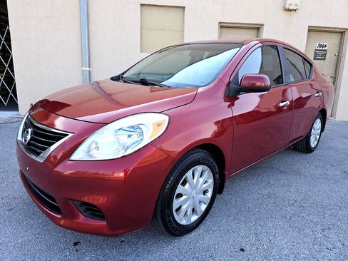 Used 2013 Nissan Versa SV image 7