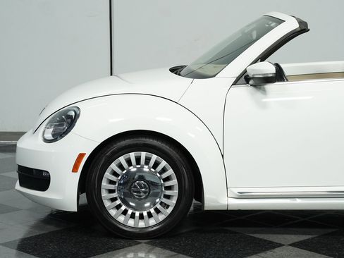 Used 2014 Volkswagen Beetle 1.8T image 19