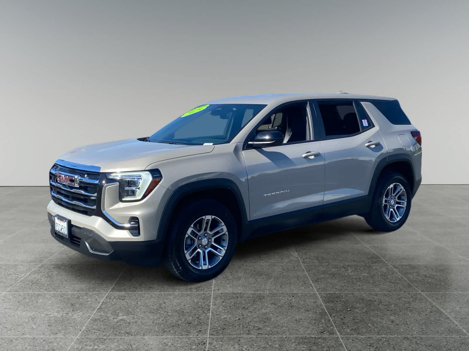 Used 2025 GMC Terrain Elevation AWD/4WD image 1