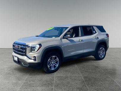 Used 2025 GMC Terrain Elevation